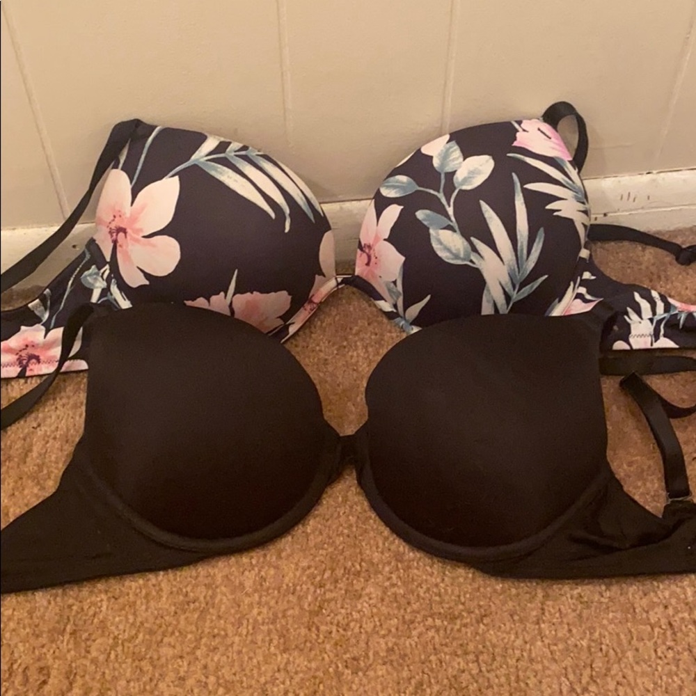 2 VS Pink 34D Push Up Bras